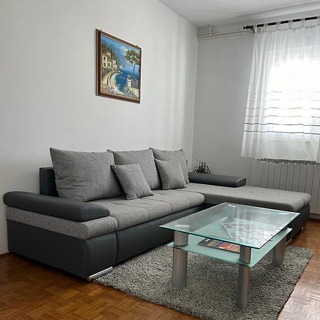 Apartman Danijela Vodice Bagian luar foto