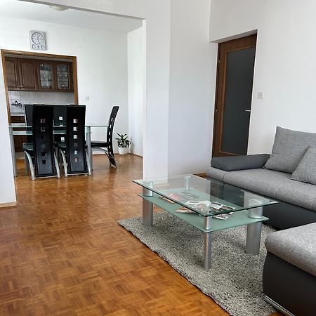 Apartman Danijela Vodice Bagian luar foto