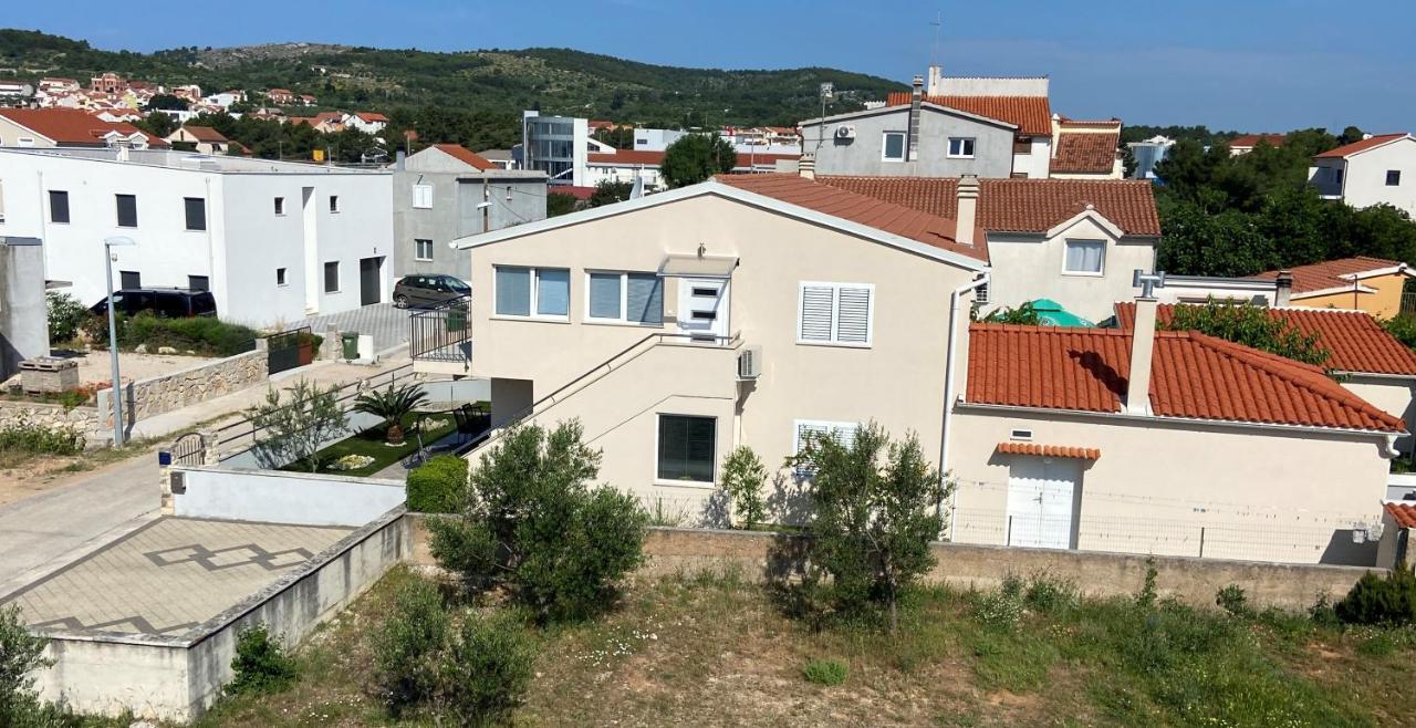 Apartman Danijela Vodice Bagian luar foto