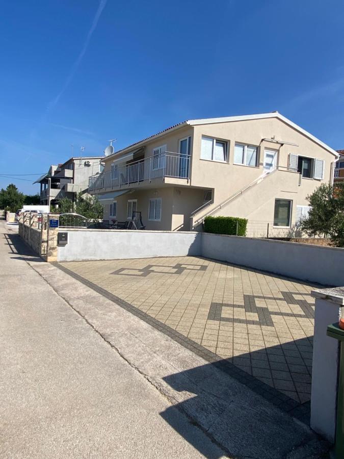 Apartman Danijela Vodice Bagian luar foto