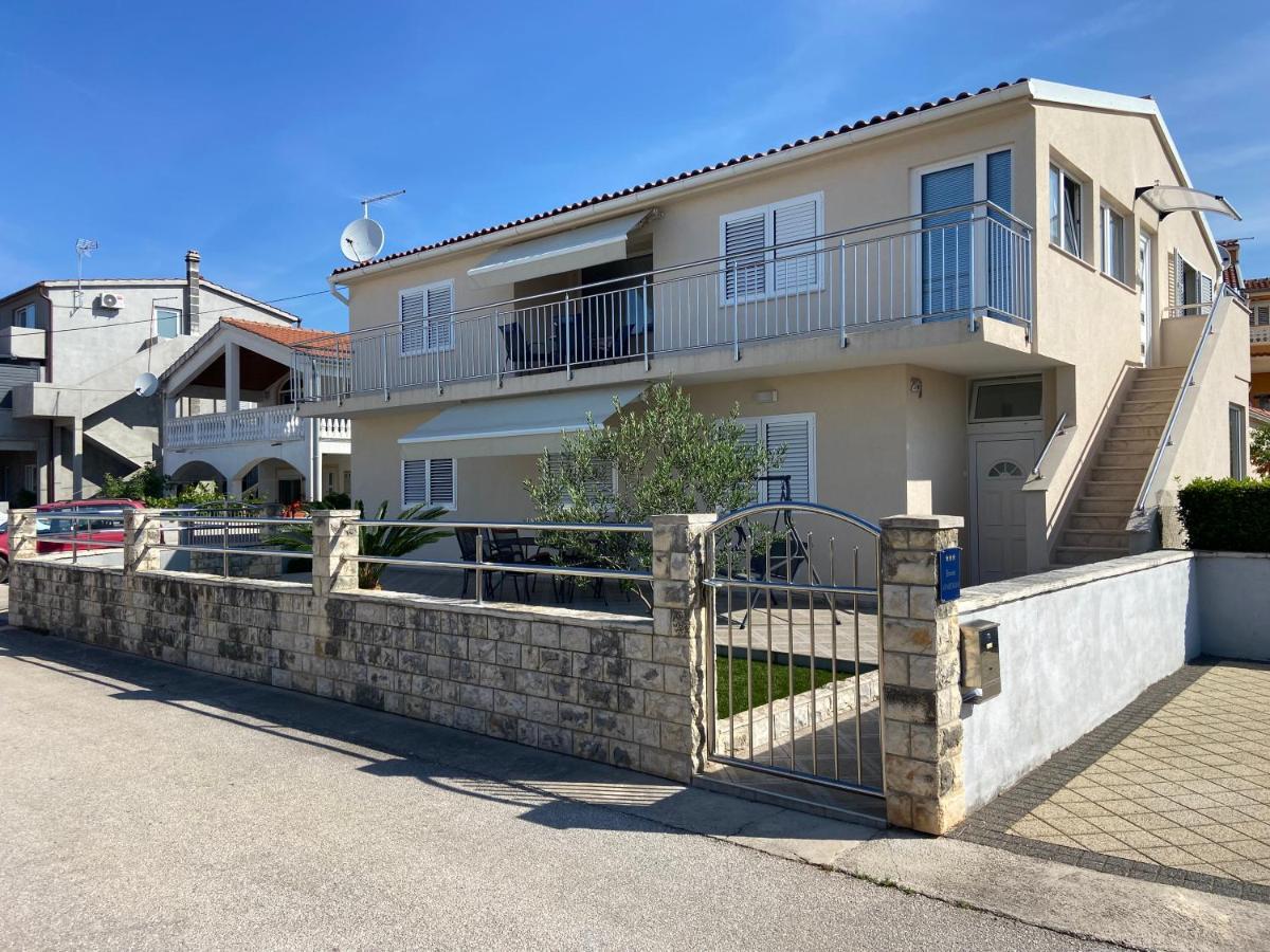 Apartman Danijela Vodice Bagian luar foto