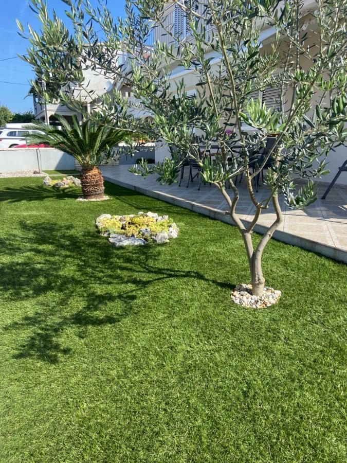 Apartman Danijela Vodice Bagian luar foto